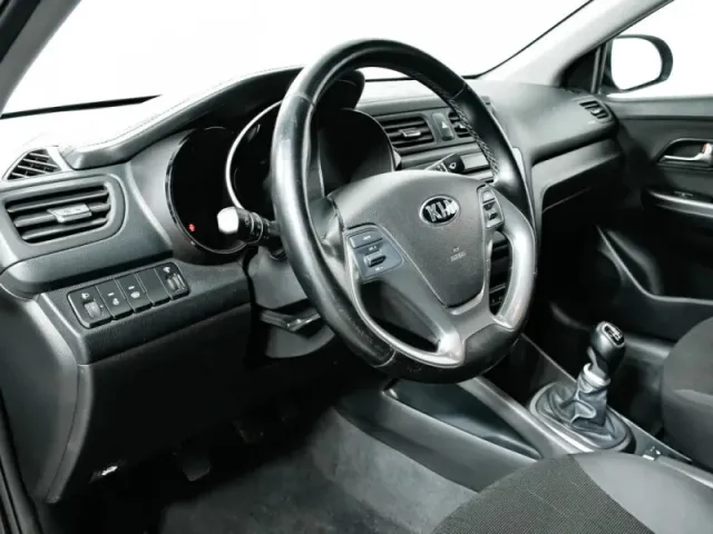 Kia Rio, III Рестайлинг — фото 15