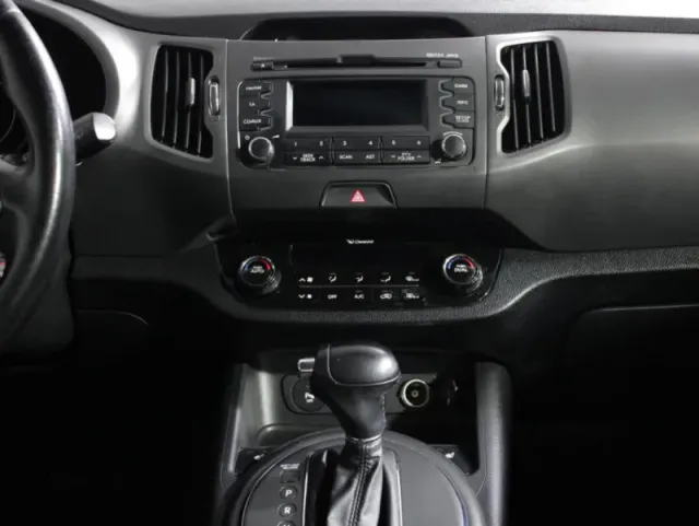 Kia Sportage, III — фото 16