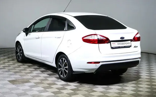 Ford Fiesta, Mk6 Рестайлинг — фото 4