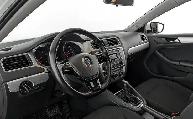 Volkswagen Jetta, VI Рестайлинг — фото 5