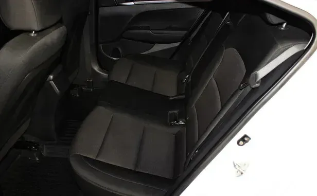 Hyundai Elantra, VI (AD) Рестайлинг — фото 6