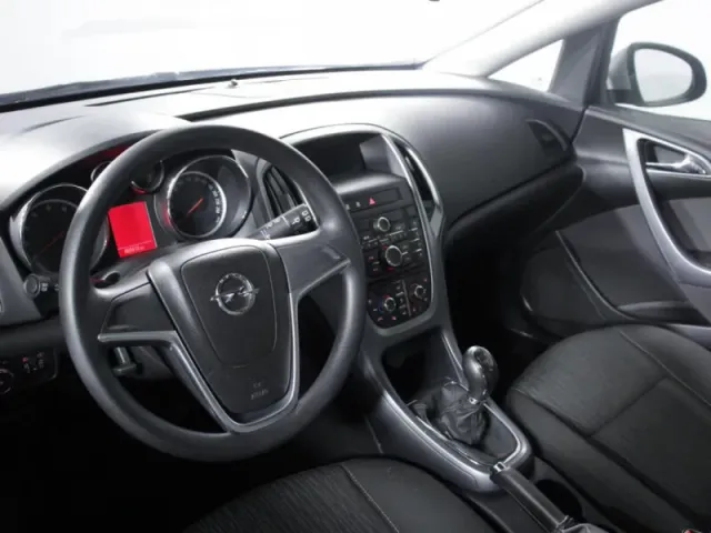 Opel Astra, J Рестайлинг — фото 15