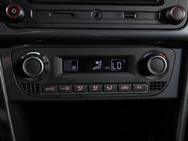 Volkswagen Polo, V Рестайлинг — фото 17