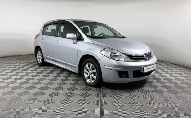 Nissan Tiida, I Рестайлинг — фото 3