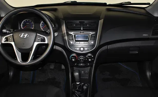 Hyundai Solaris, I Рестайлинг — фото 7