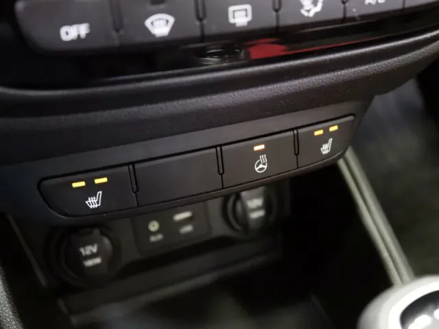 Hyundai Solaris, II — фото 9