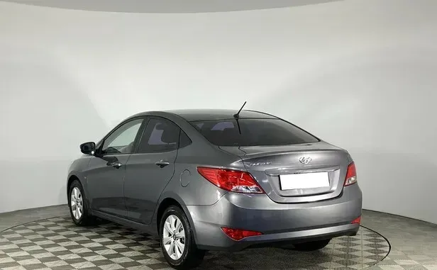Hyundai Solaris, I Рестайлинг — фото 4