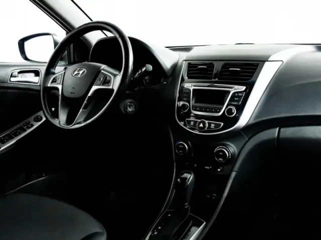 Hyundai Solaris, I Рестайлинг — фото 10