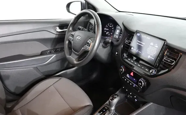Hyundai Solaris, II Рестайлинг — фото 20