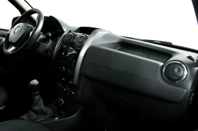 Renault Duster, I Рестайлинг — фото 9