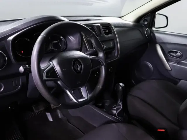 Renault Logan, II Рестайлинг — фото 16