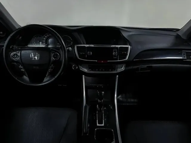 Honda Accord, IX — фото 11