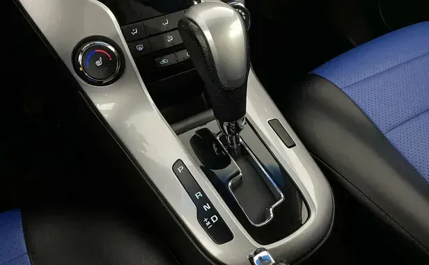 Chevrolet Cruze, I Рестайлинг — фото 9