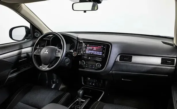 Mitsubishi Outlander, III Рестайлинг 2 — фото 5