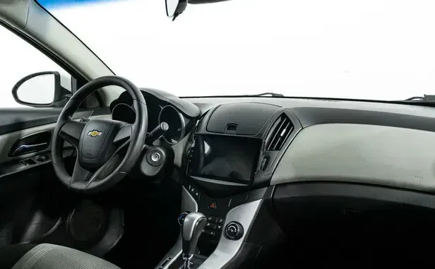 Chevrolet Cruze, I Рестайлинг — фото 6