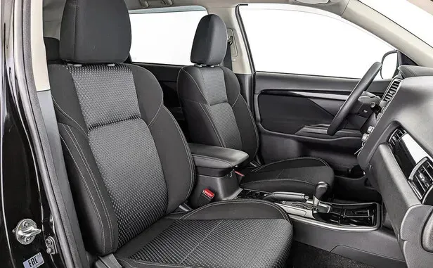 Mitsubishi Outlander, III Рестайлинг 3 — фото 12