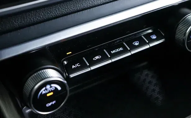 Geely Coolray, I — фото 14