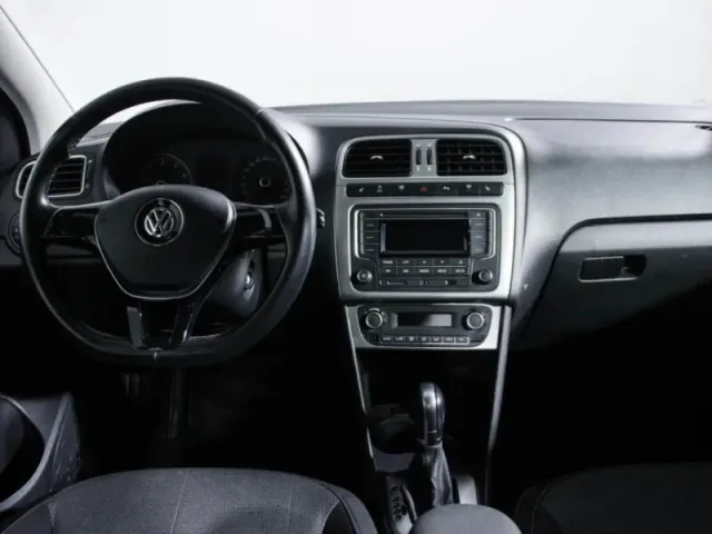 Volkswagen Polo, V Рестайлинг — фото 13