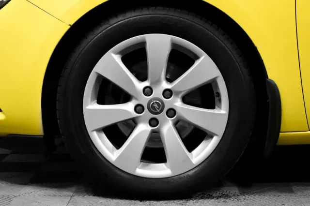 Opel Astra, J Рестайлинг — фото 9