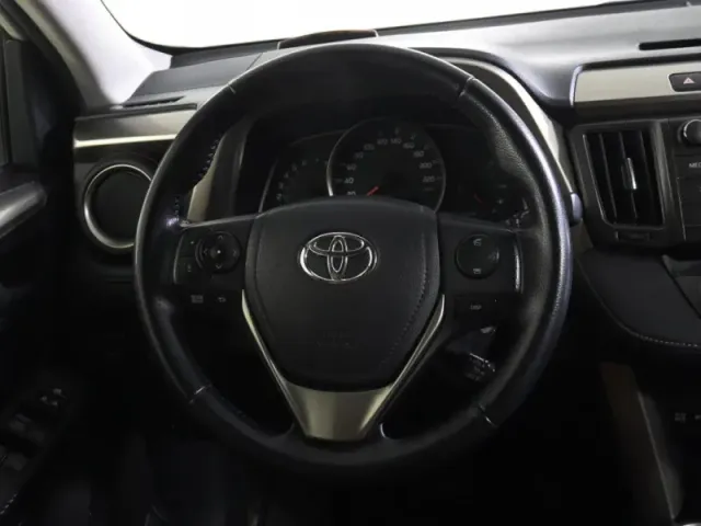 Toyota RAV4, IV (XA40) — фото 19