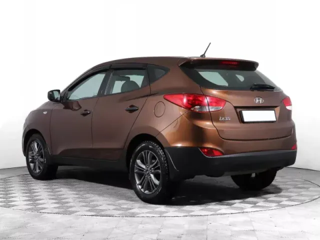 Hyundai ix35, I — фото 7