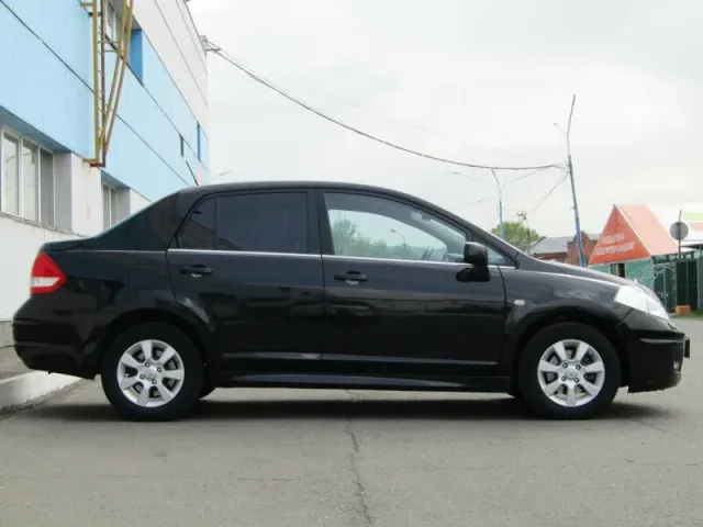 Nissan Tiida, I — фото 2
