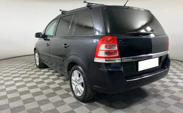 Opel Zafira, B Рестайлинг — фото 4