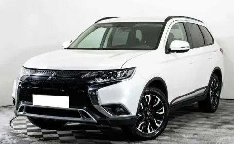 Mitsubishi Outlander, III Рестайлинг 3 — фото 1