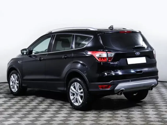 Ford Kuga, II Рестайлинг — фото 7