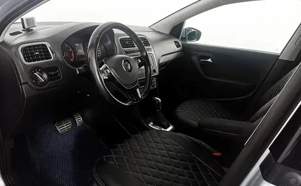 Volkswagen Polo, V Рестайлинг — фото 7