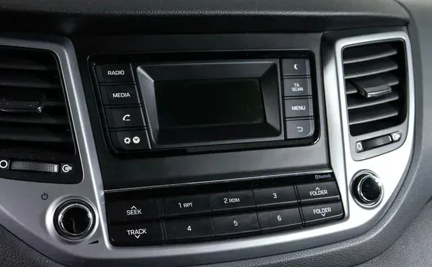 Hyundai Tucson, III — фото 10