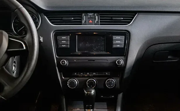 Skoda Octavia, III (A7) — фото 9