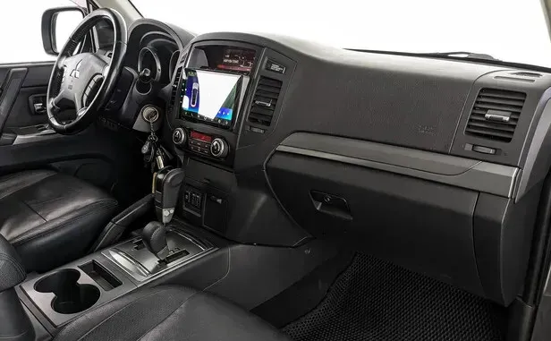 Mitsubishi Pajero, IV Рестайлинг 1 — фото 6