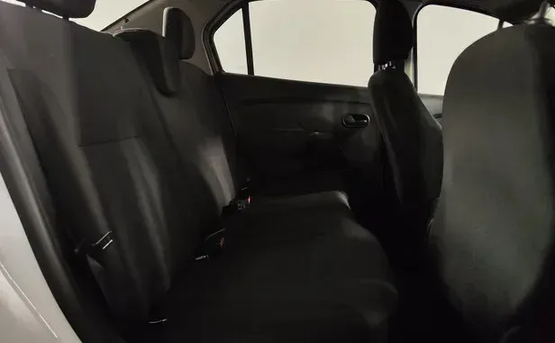 Renault Logan, II Рестайлинг — фото 8