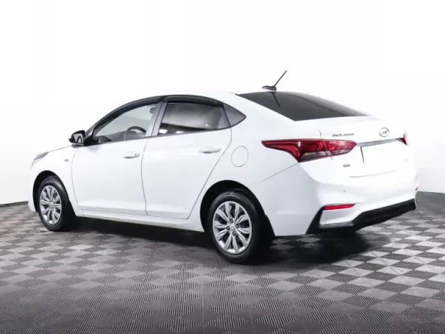 Hyundai Solaris, II — фото 18