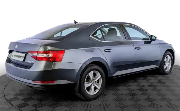 Skoda Superb, III — фото 2