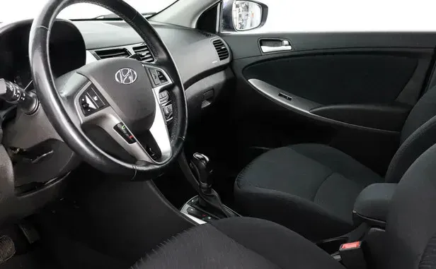 Hyundai Solaris, I Рестайлинг — фото 7