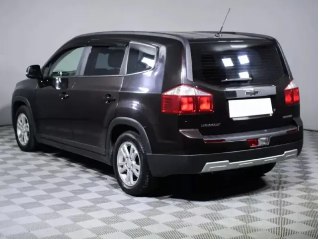 Chevrolet Orlando — фото 6