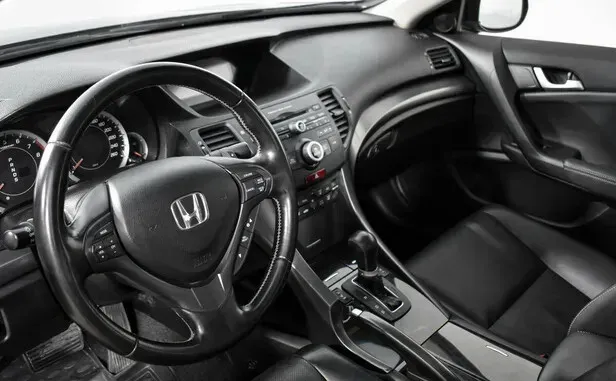Honda Accord, VIII Рестайлинг — фото 5
