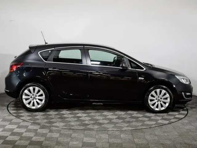 Opel Astra, J Рестайлинг — фото 4