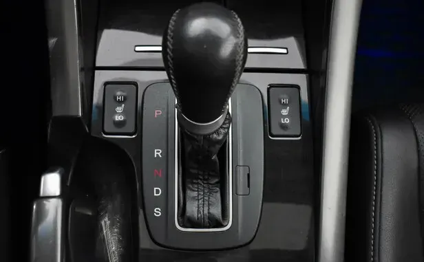 Honda Accord, VIII Рестайлинг — фото 8
