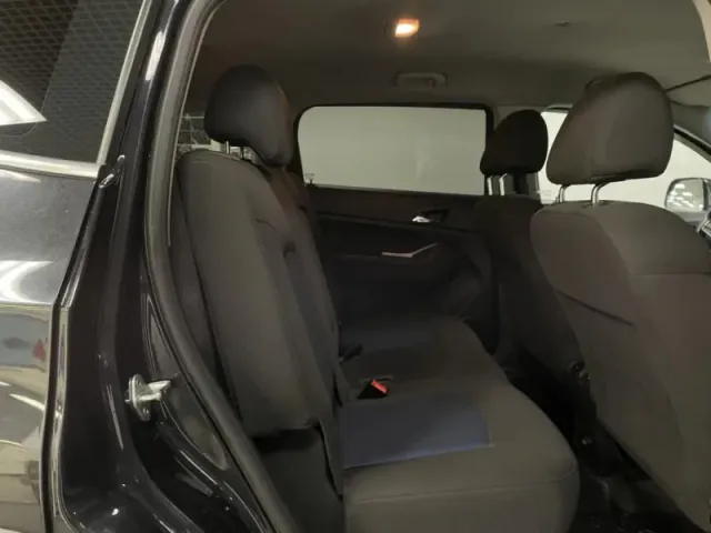 Chevrolet Orlando — фото 13