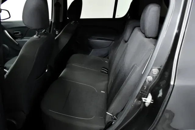 Renault Sandero, II Рестайлинг — фото 13
