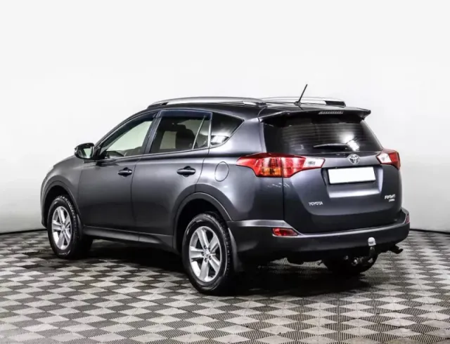 Toyota RAV4, IV (XA40) — фото 7