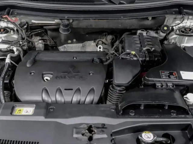 Mitsubishi Outlander, III Рестайлинг 2 — фото 15