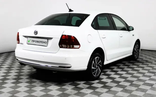 Volkswagen Polo, V Рестайлинг — фото 2