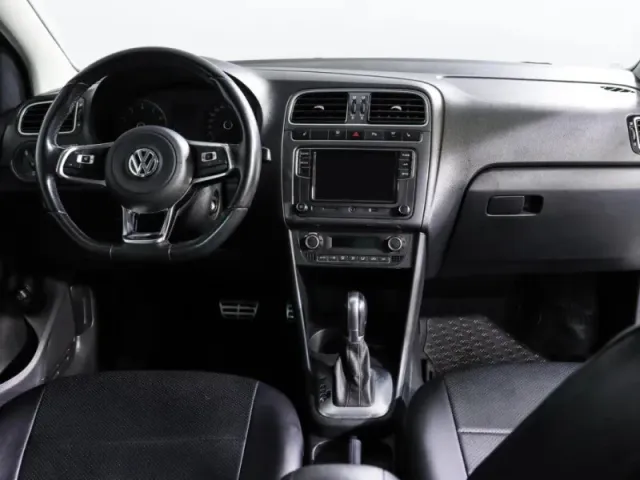 Volkswagen Polo, V Рестайлинг — фото 22