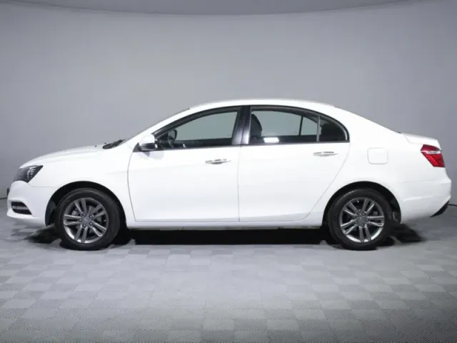 Geely Emgrand 7, I Рестайлинг — фото 8