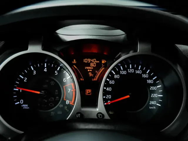 Nissan Juke, I Рестайлинг — фото 12
