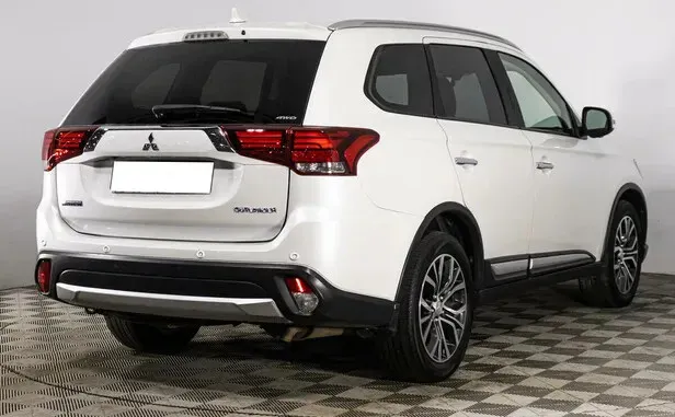 Mitsubishi Outlander, III Рестайлинг 2 — фото 2